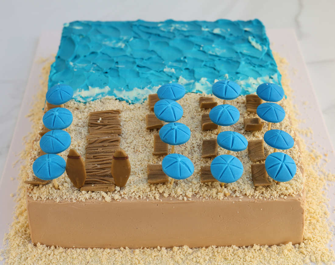 Atostogų nuotrauka ant torto