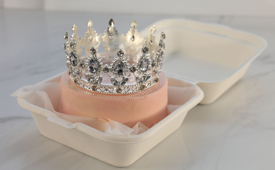 Bento cake for a woman