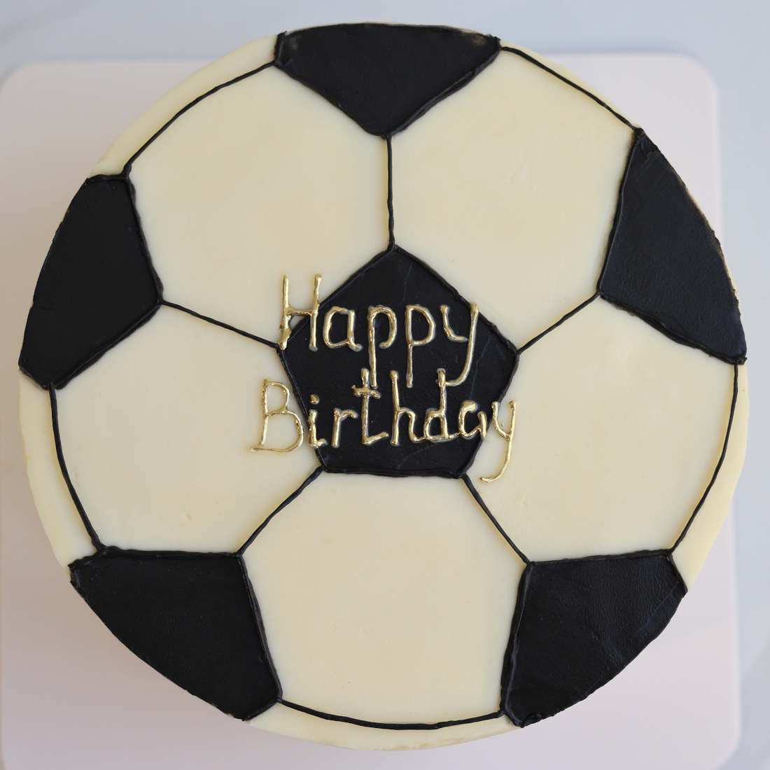 Tortas Futbolo kamuolys Vilniuje