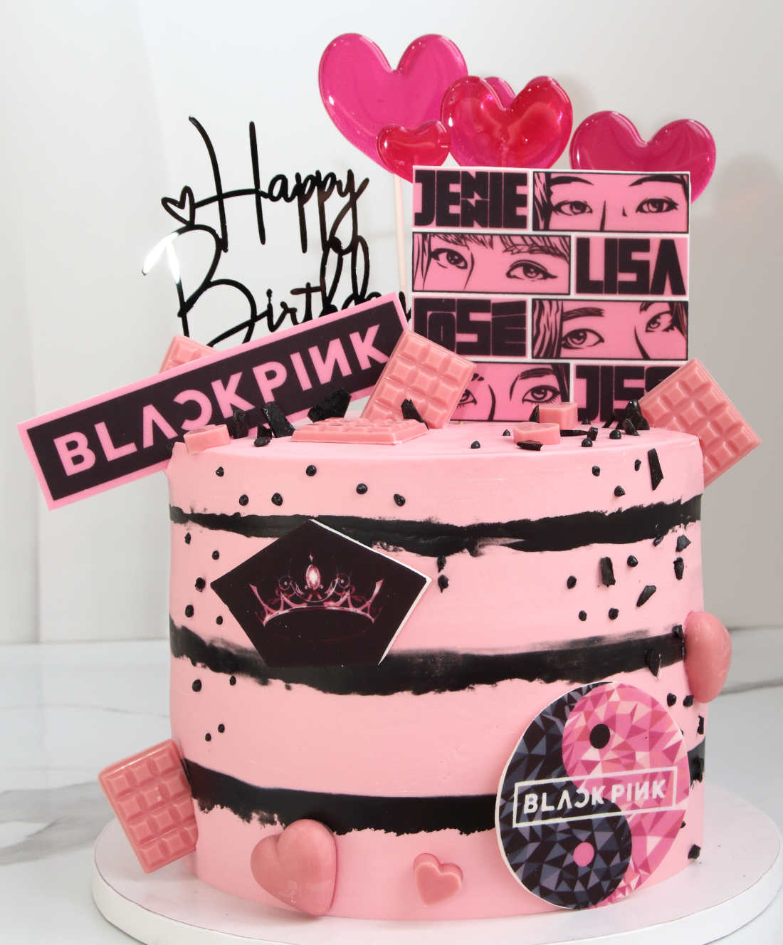 Blackpink cake with lollipops for a birthday in Vilnius