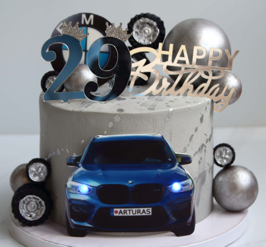 BMW X3 gimtadienio tortas