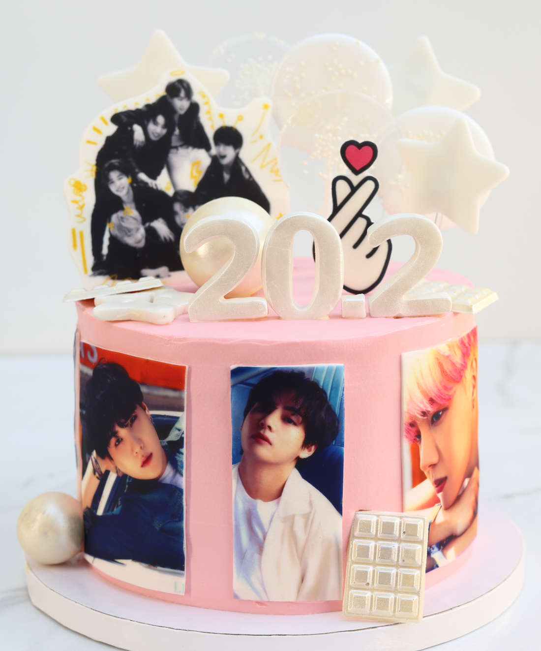 BTS cake with photos in Vilnius