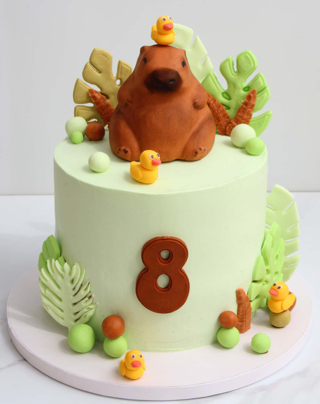 Tortas su kapibara ir antimis Vilniuje