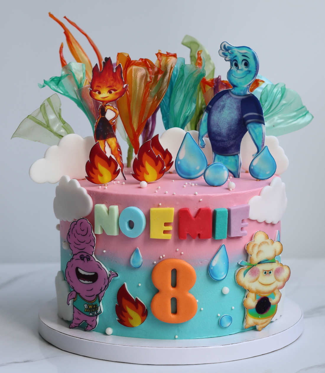 Tortas Stichijos su vandens ir ugnies herojais