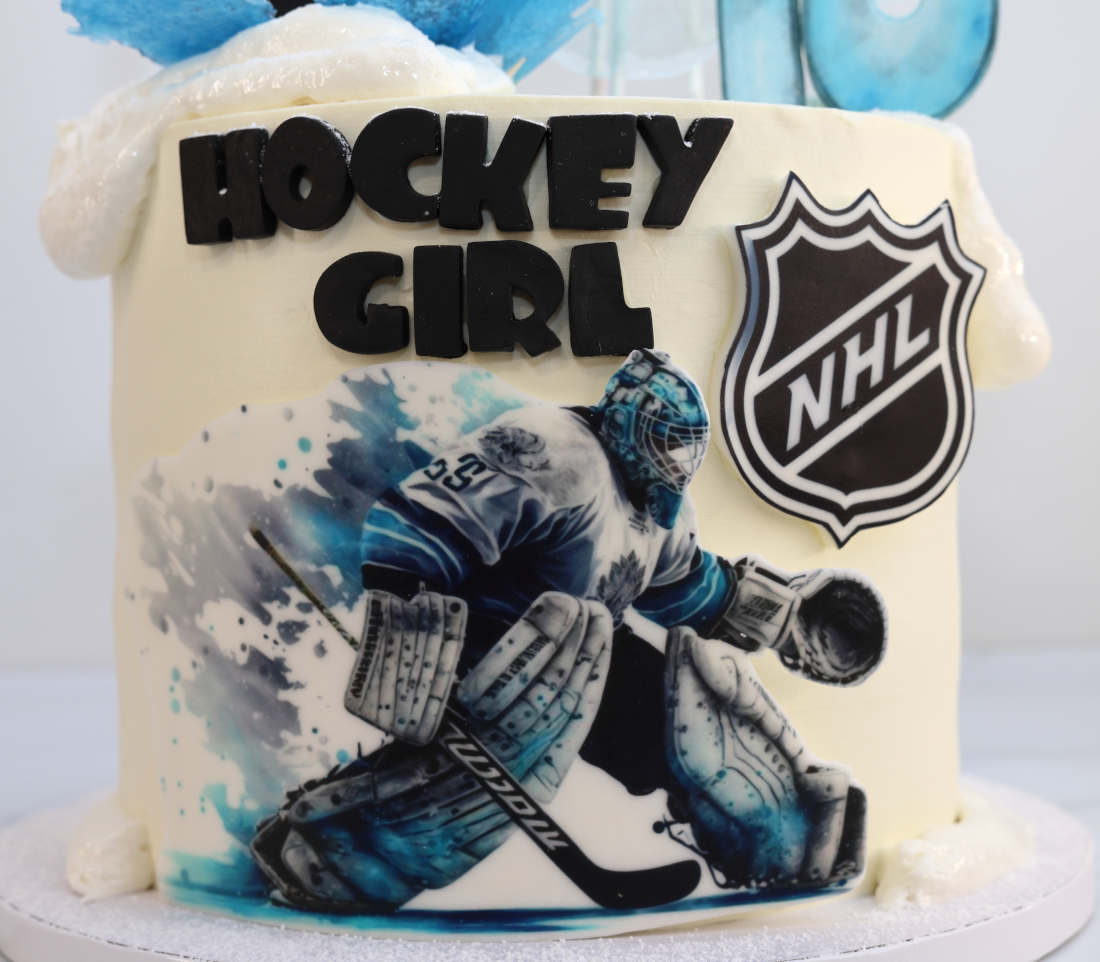 Торт Hockey Girl with NHL logo