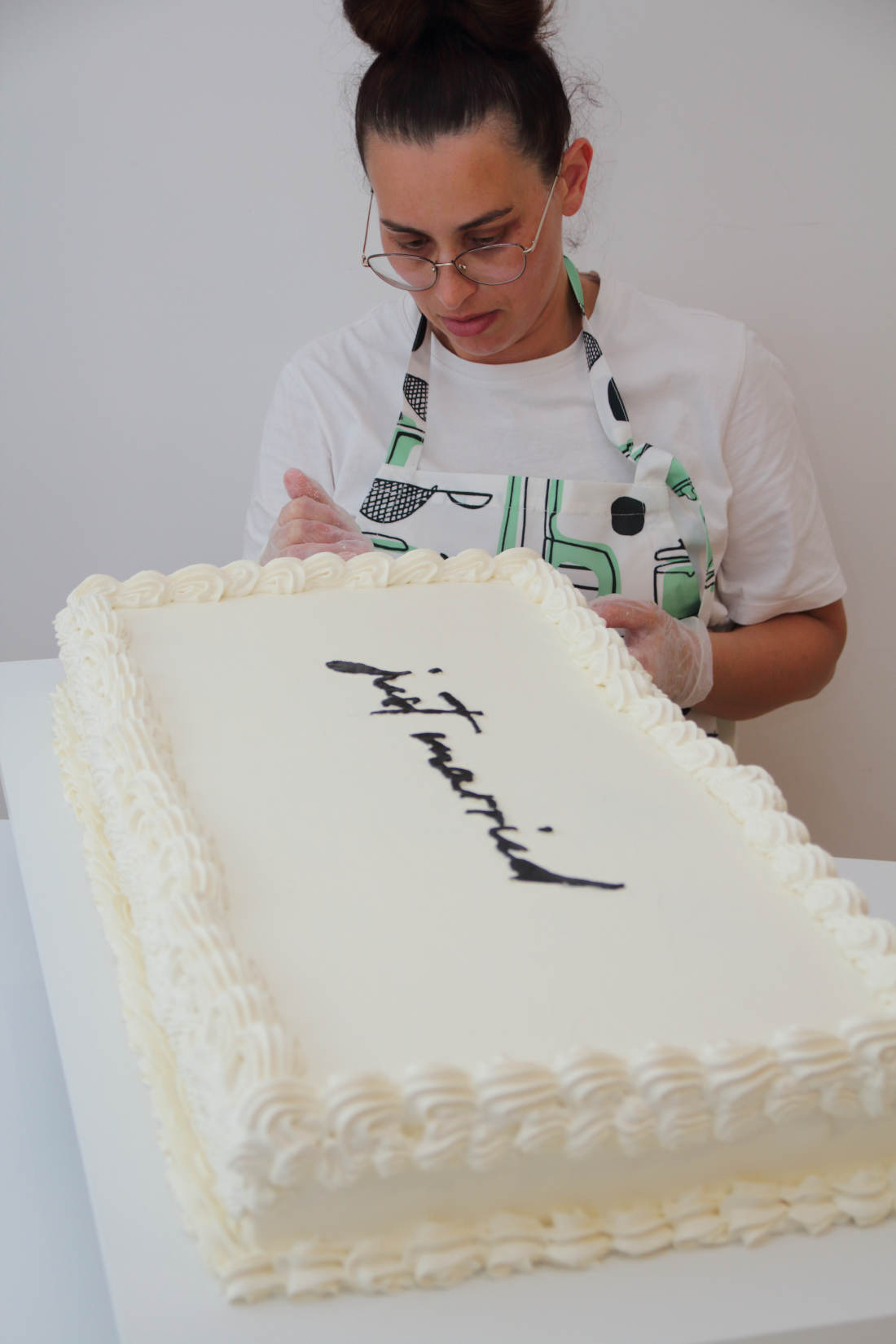 Wedding cake with the inscription