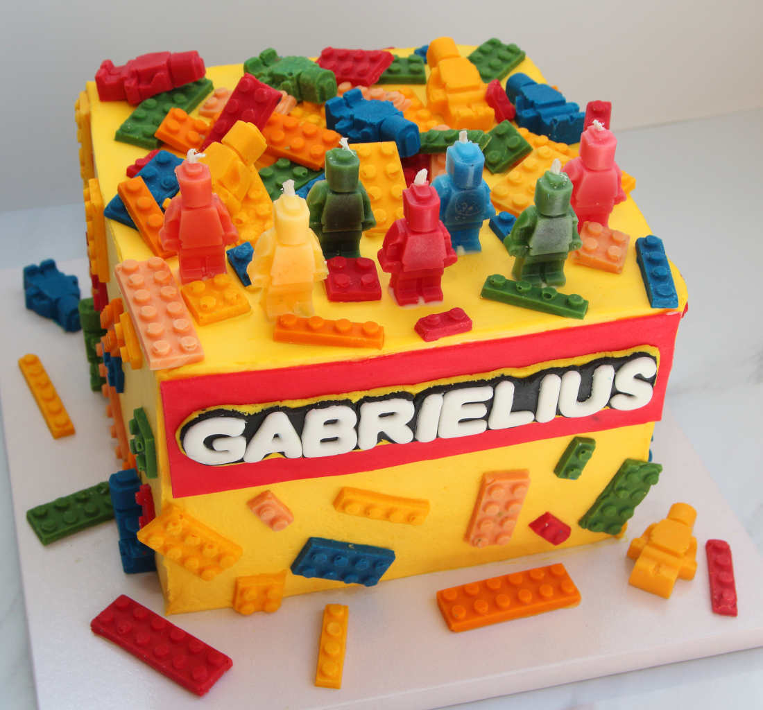 Lego men and chocolate bricks