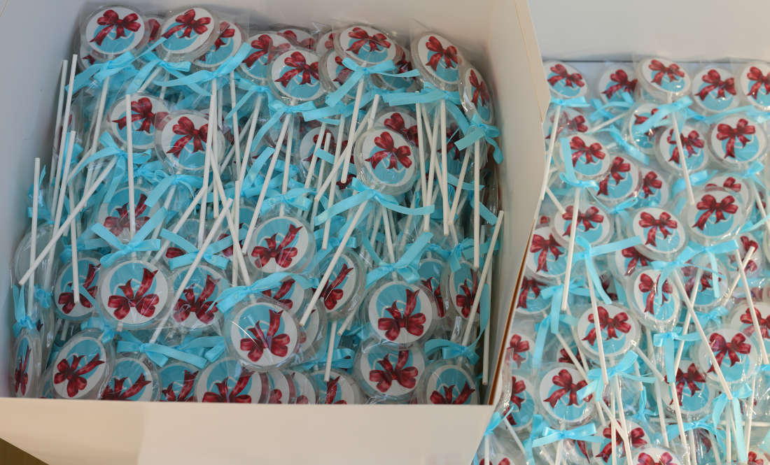 Леденцы с изображением ёлочной игрушки