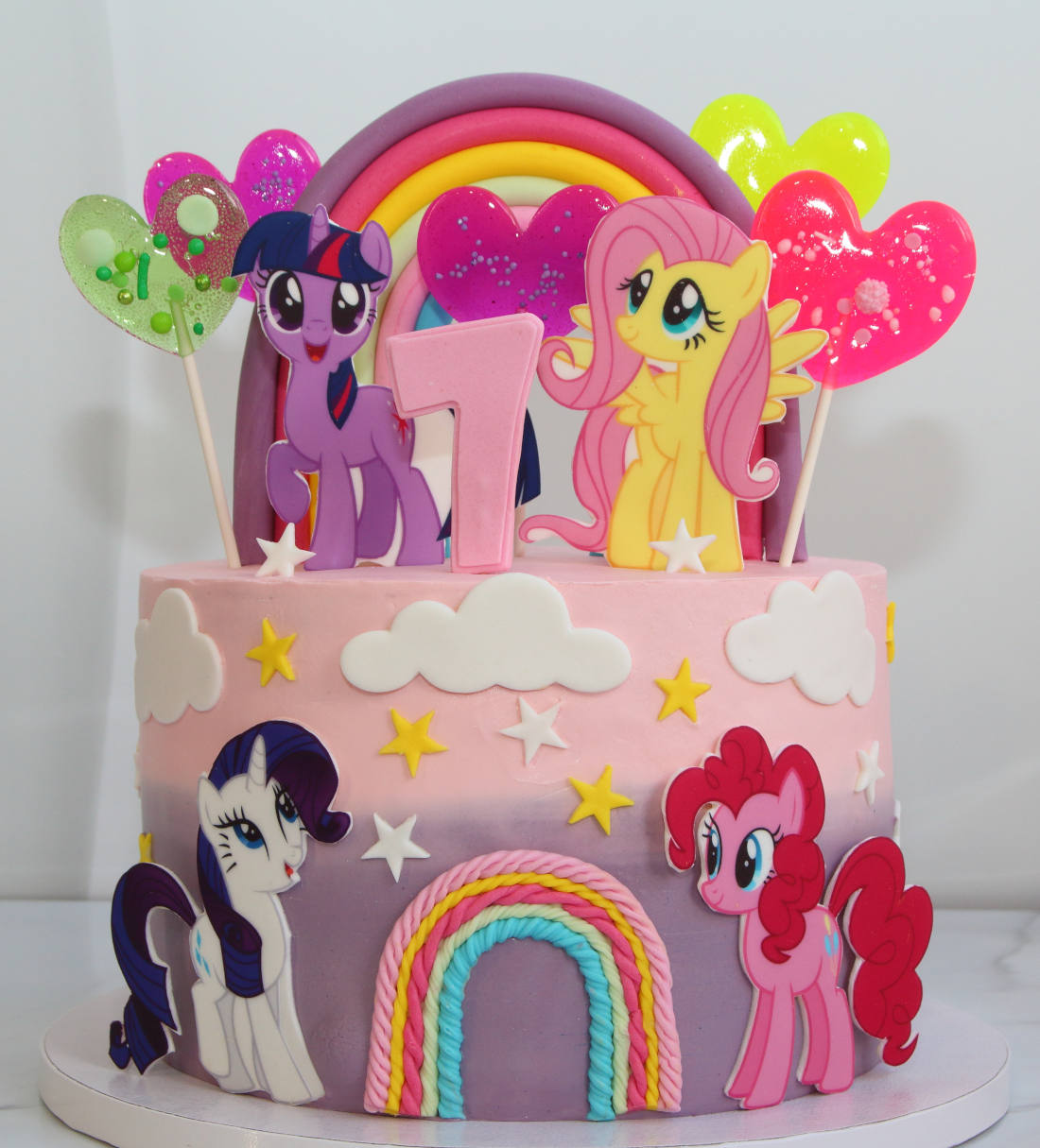 Tortas su poniu, vaivorykšte ir ledinukais gimtadienio vakarėliui