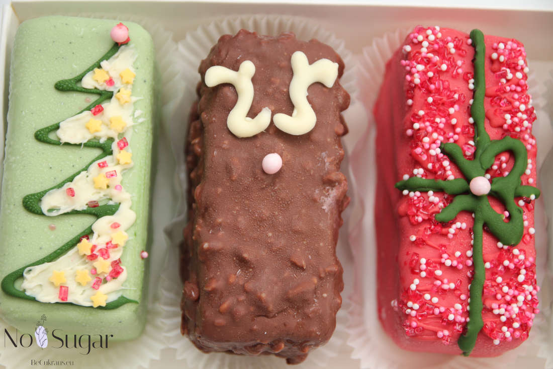 Kalėdų eglutė ir pyragas be cukraus Vilniuje