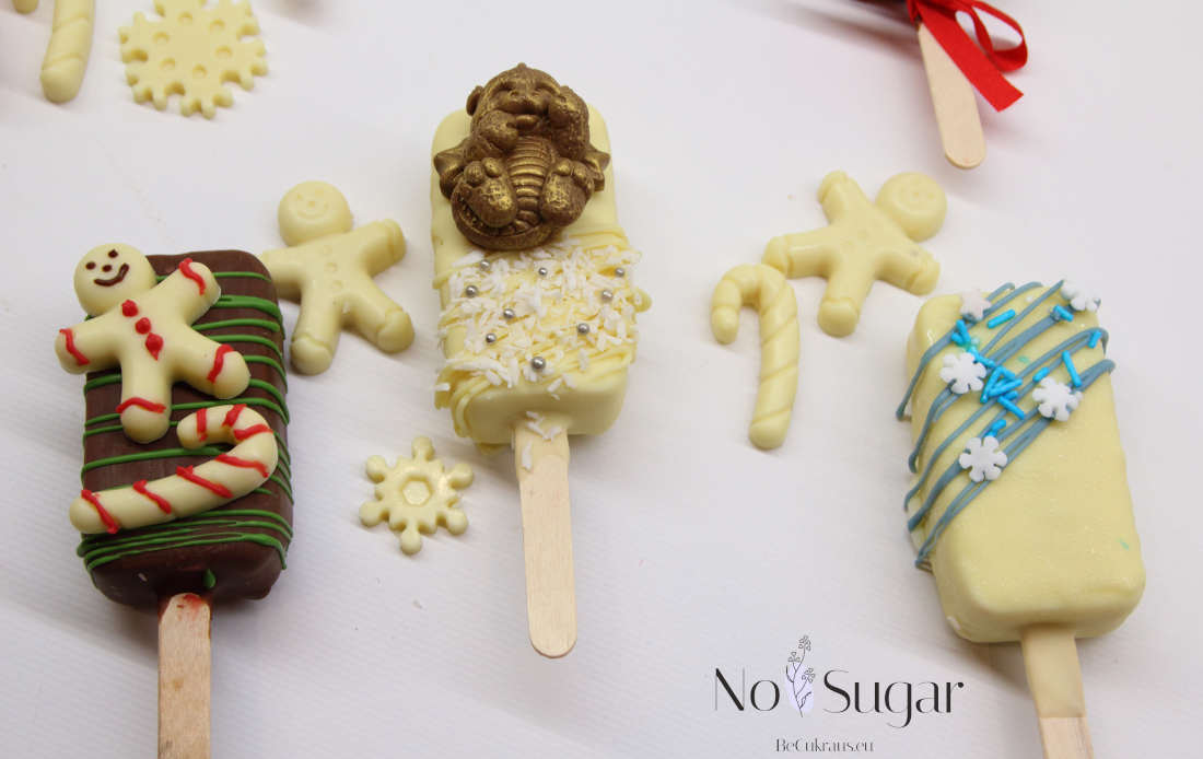 Пряничный человек, дракон и снежинки на мороженом