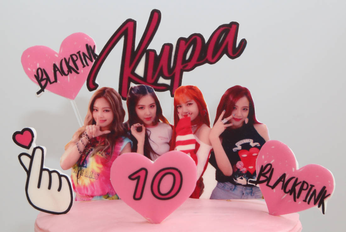 Photo on the cake - Blackpink group