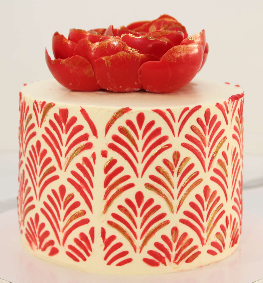 Gražus tortas su ornamentu merginai Vilniuje