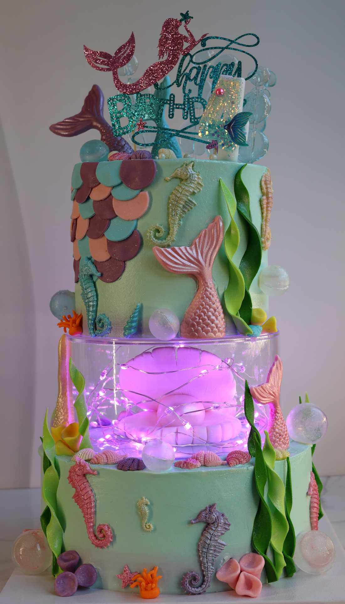 Trijų aukštų jūros tortas su undine ir LED apšvietimu