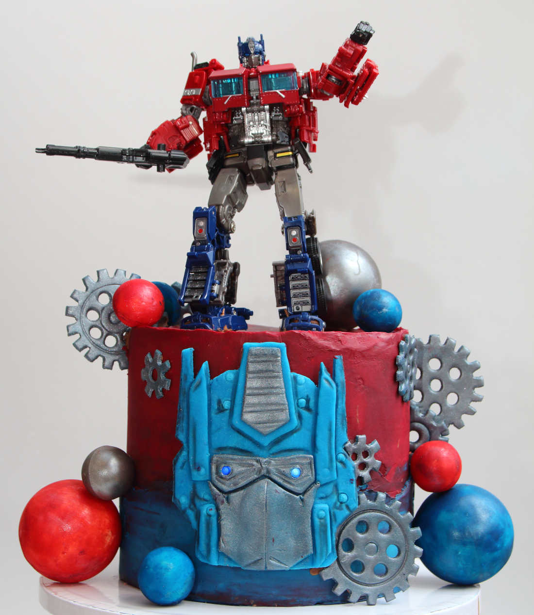 Transformer cake Optimus Prime
