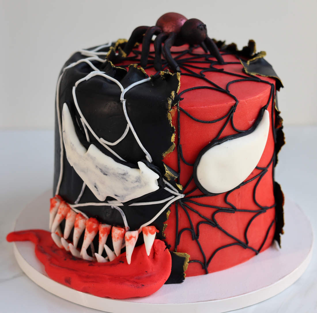 Venom and Spider-Man cake in Vilnius